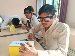 EMET students using Smart Vision Glasses